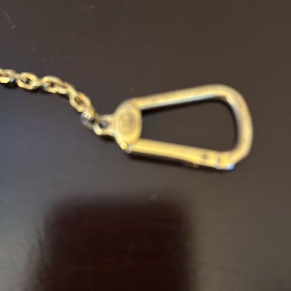 Louis vuitton yellow key chain - Picture 3 of 4